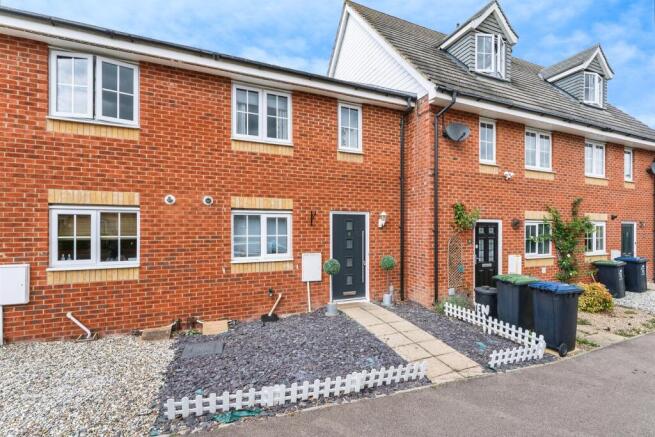 3 bedroom terraced house for sale