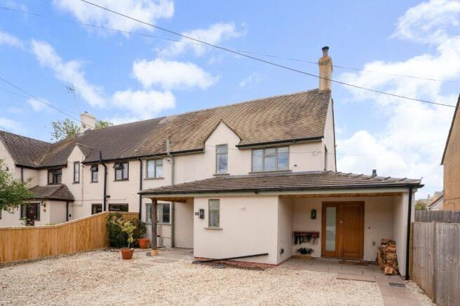 3 bedroom semi-detached house for sale