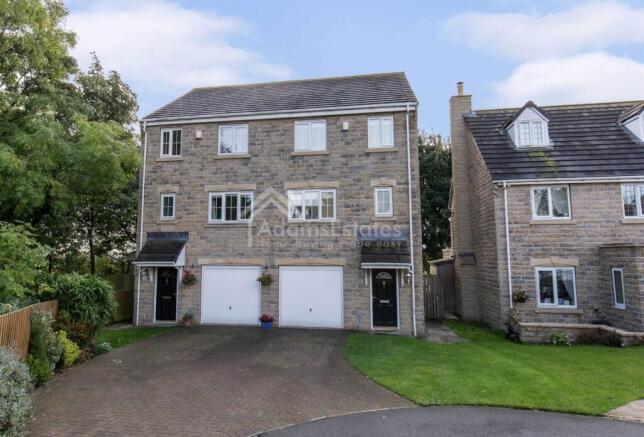 4 bedroom town house for sale