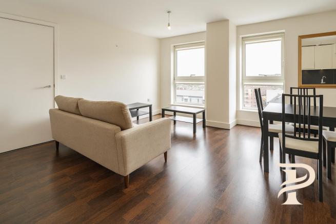 1 bedroom flat for sale