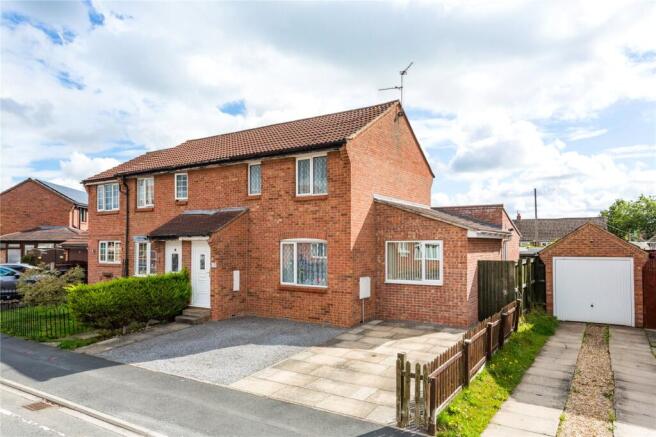 3 bedroom semi-detached house for sale