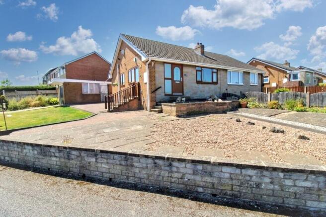 2 bedroom bungalow for sale