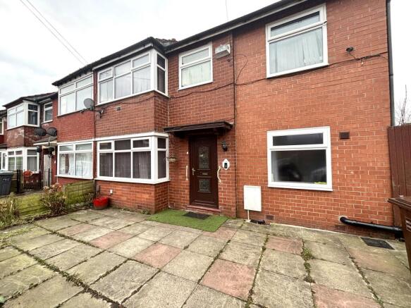 5 bedroom end of terrace house for sale