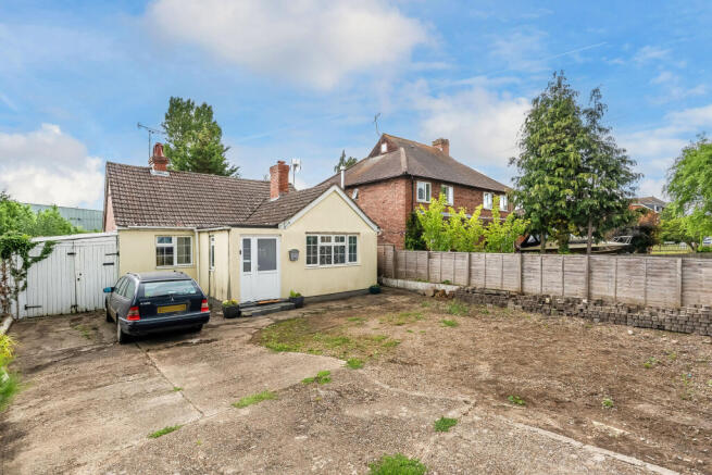2 bedroom detached house for sale