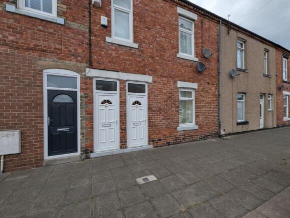 2 bedroom flat for sale