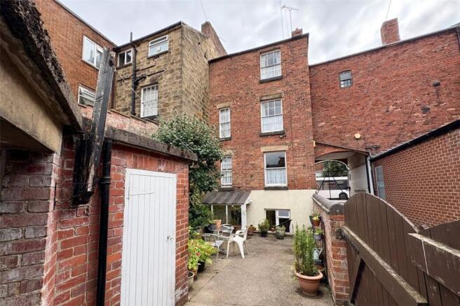 4 bedroom terraced house for sale