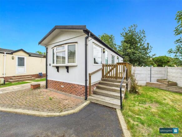 2 bedroom park home for sale