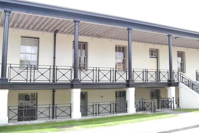 1 bedroom flat for sale