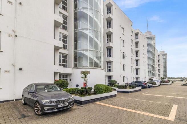 1 bedroom flat for sale