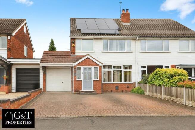 3 bedroom semi-detached house for sale