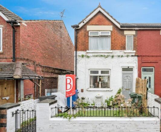 2 bedroom end of terrace house for sale