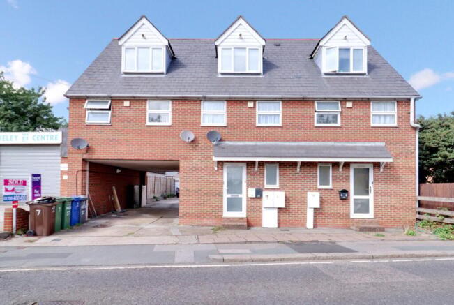1 bedroom maisonette for sale