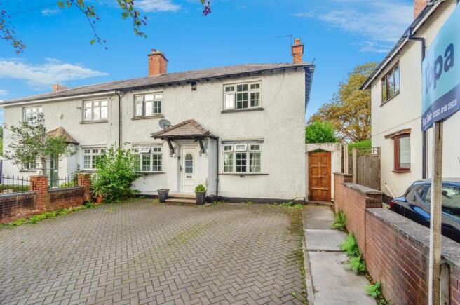 3 bedroom semi-detached house for sale