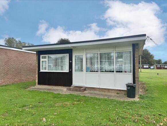 2 bedroom chalet for sale