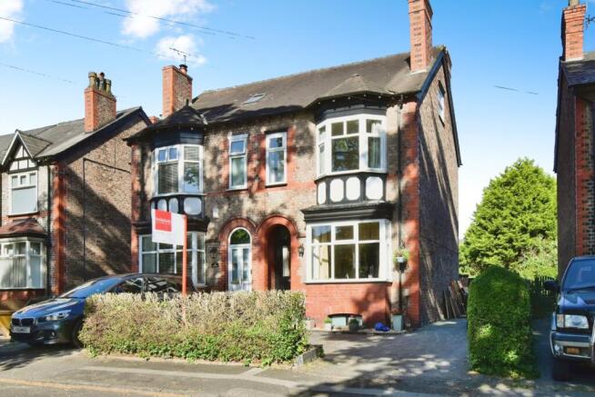 4 bedroom semi-detached house for sale