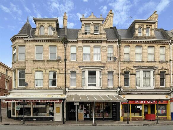 9 bedroom terraced house for sale