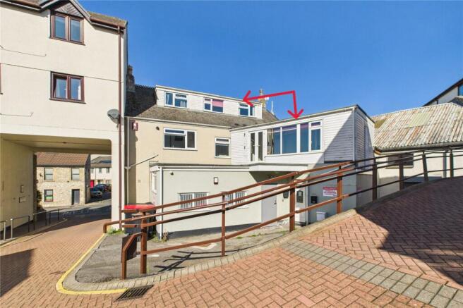 2 bedroom flat for sale