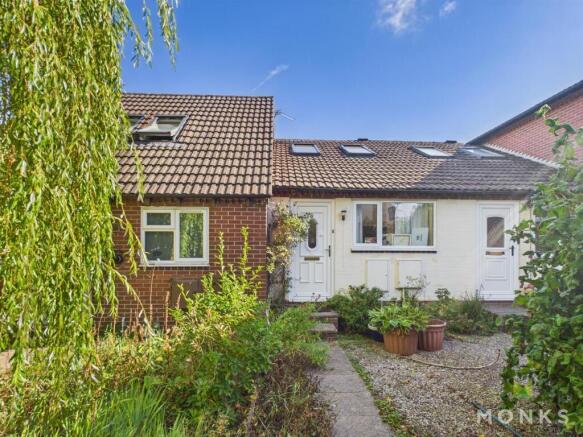 1 bedroom terraced bungalow for sale