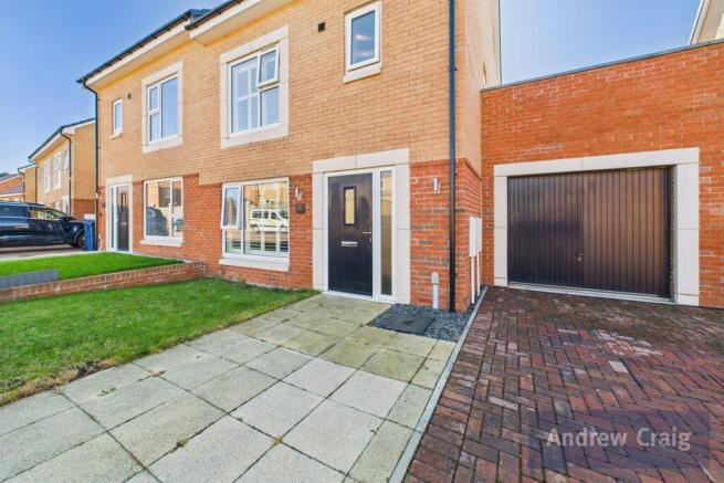 4 bedroom semi-detached house for sale