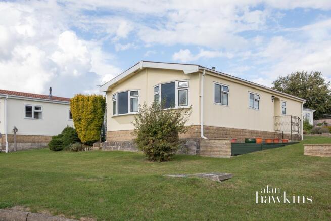 2 bedroom park home for sale