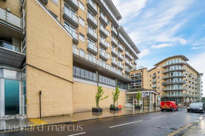 1 bedroom apartment for sale