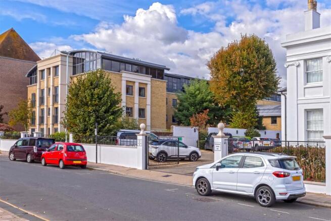 2 bedroom retirement property for sale