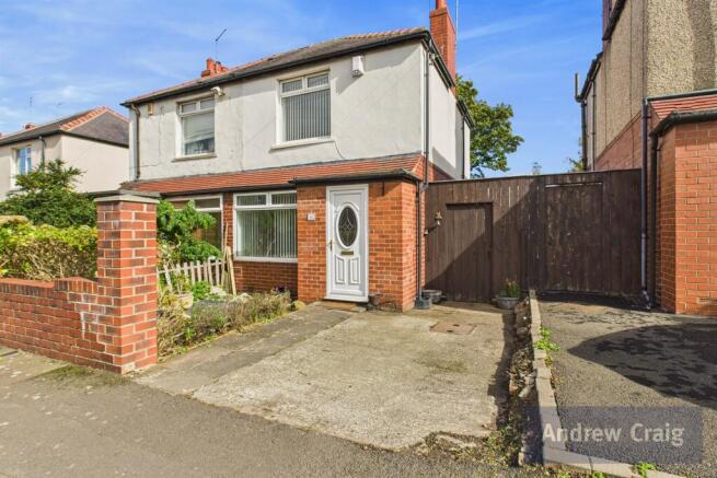 2 bedroom semi-detached house for sale