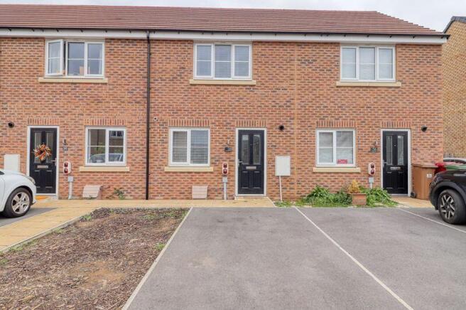 2 bedroom terraced house for sale