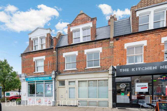 2 bedroom flat for sale