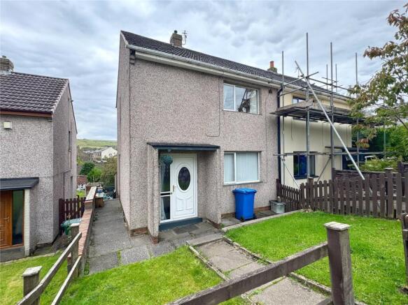 2 bedroom semi-detached house for sale