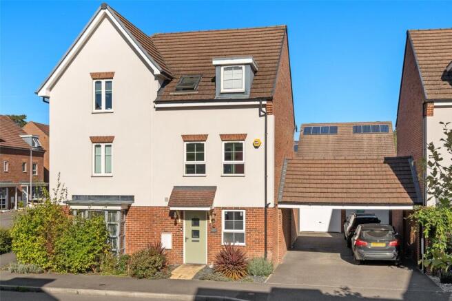 3 bedroom semi-detached house for sale