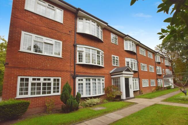 2 bedroom flat for sale