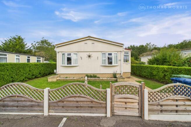 2 bedroom detached house for sale
