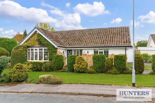 4 bedroom detached bungalow for sale