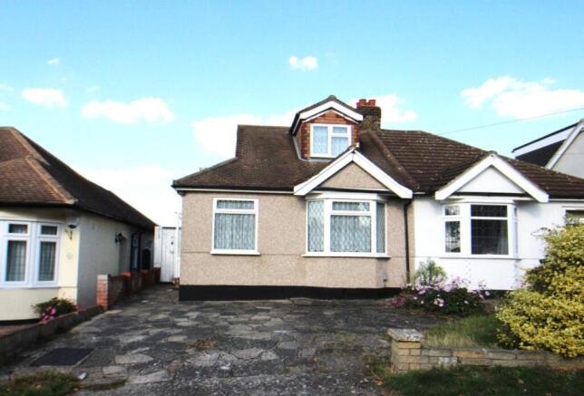 2 bedroom semi-detached bungalow for sale