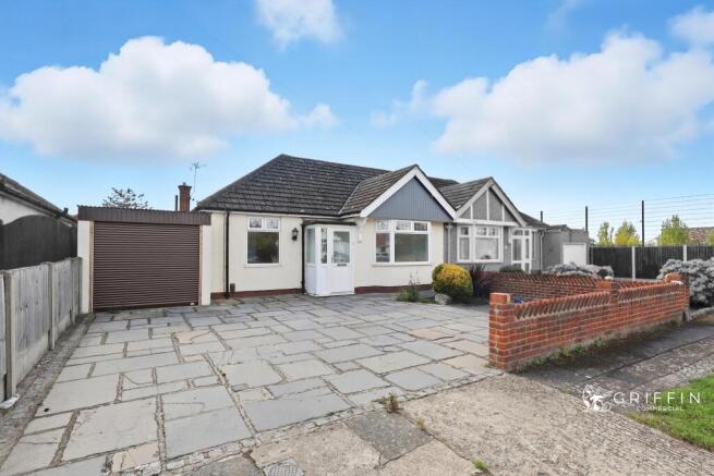 3 bedroom semi-detached bungalow for sale