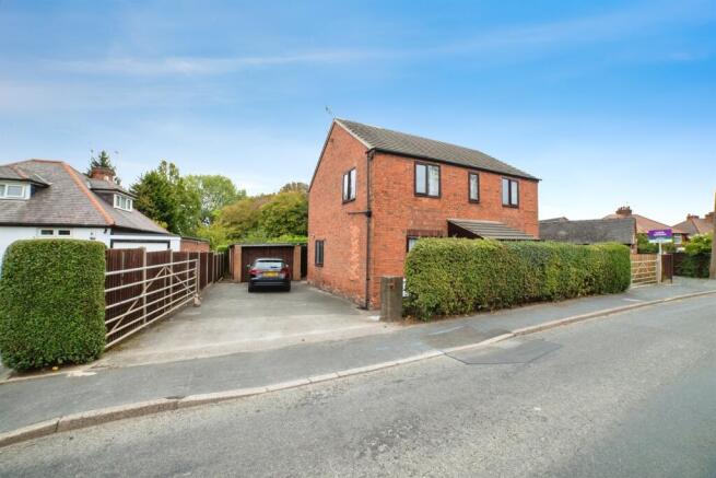 3 bedroom detached house for sale