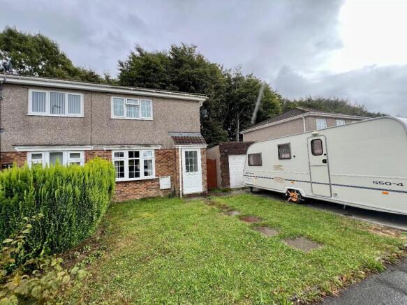 2 bedroom semi-detached house for sale