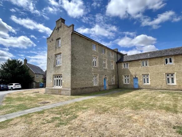 1 bedroom flat for sale