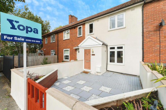 3 bedroom terraced house for sale