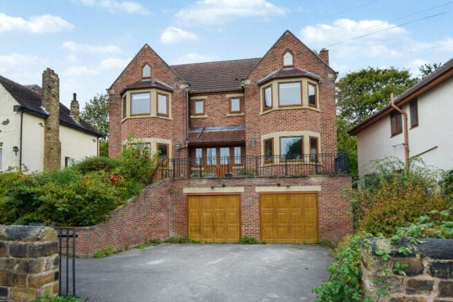 6 bedroom detached house for sale