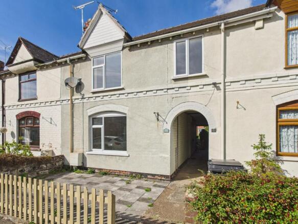 4 bedroom terraced house for sale