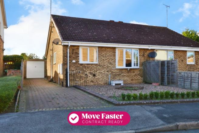 2 bedroom semi-detached bungalow for sale