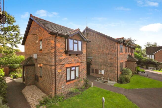 1 bedroom flat for sale