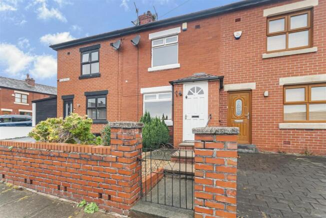 2 bedroom house for sale