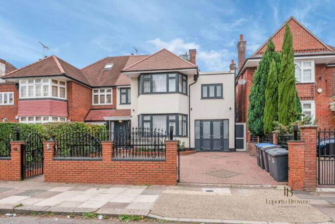 7 bedroom semi-detached house for sale