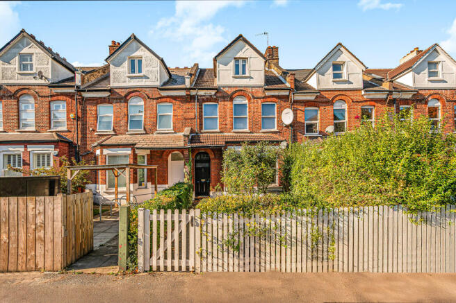 2 bedroom flat for sale