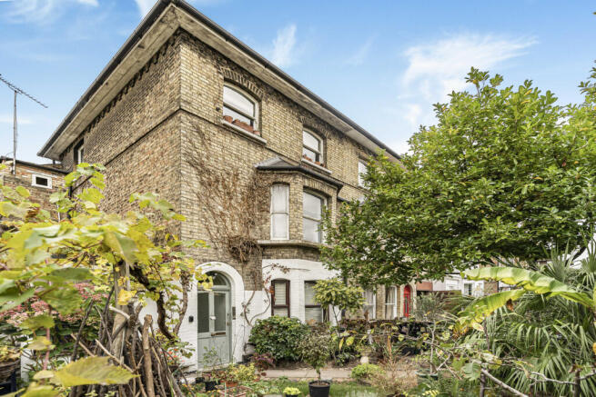 1 bedroom flat for sale