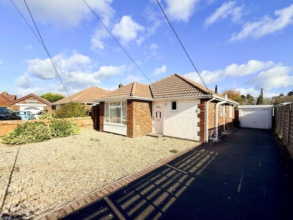 3 bedroom detached bungalow for sale