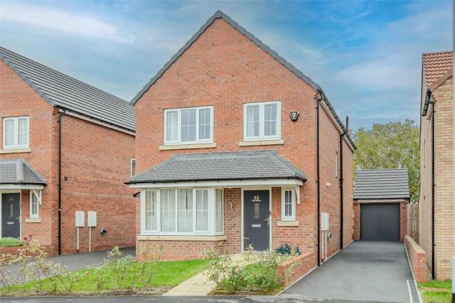 4 bedroom detached house for sale
